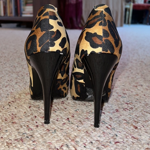 Jessica Simpson peep-toe platform high heel animal print shoes. SZ 7 - Picture 6 of 6